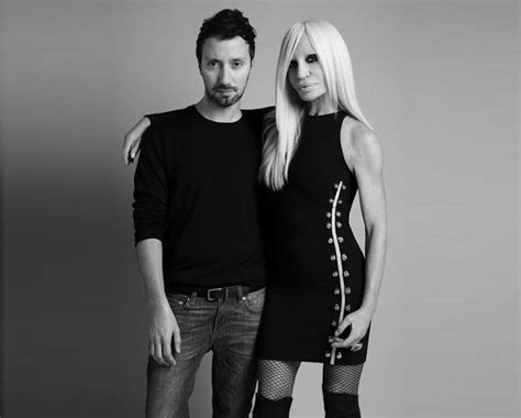 direttore creativo versace oggi|versace significato.